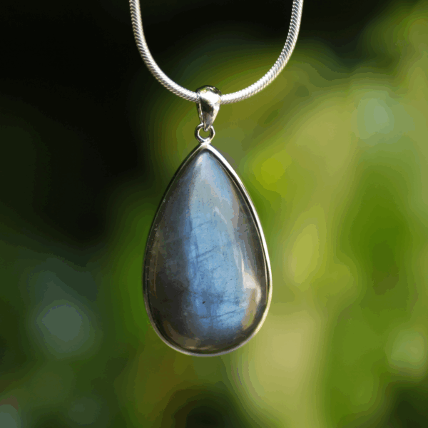Pendant - Labradorite