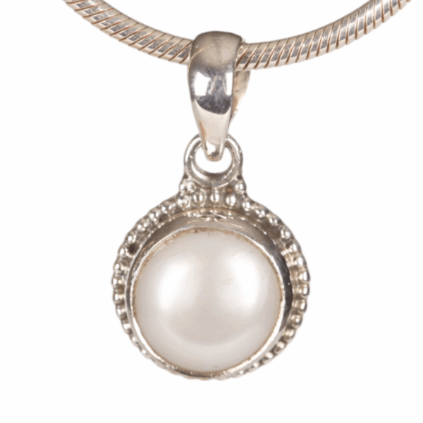 Pendant - Oval - Pearl