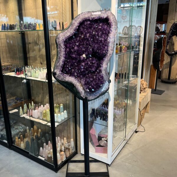 Amethist op standaard - Showroom